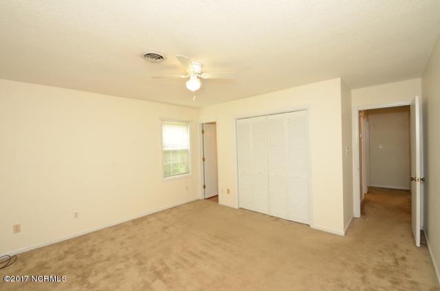 280 Raintree Road Jacksonville, NC 28540 - Photo 27 of 52 280 RAINTREE RD 27