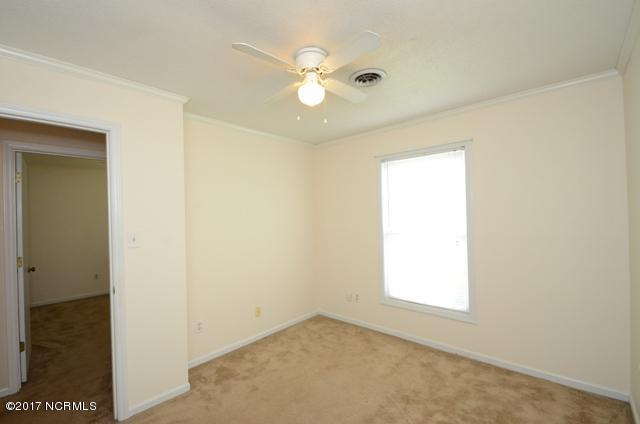 280 Raintree Road Jacksonville, NC 28540 - Photo 35 of 52 280 RAINTREE RD 35