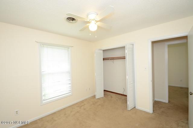 280 Raintree Road Jacksonville, NC 28540 - Photo 37 of 52 280 RAINTREE RD 37