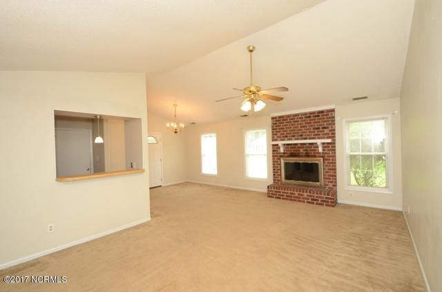 280 Raintree Road Jacksonville, NC 28540 - Photo 6 of 52 280 RAINTREE RD 06