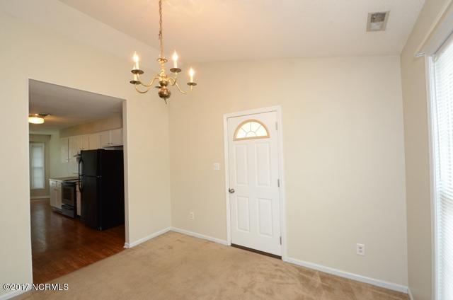 280 Raintree Road Jacksonville, NC 28540 - Photo 10 of 52 280 RAINTREE RD 10