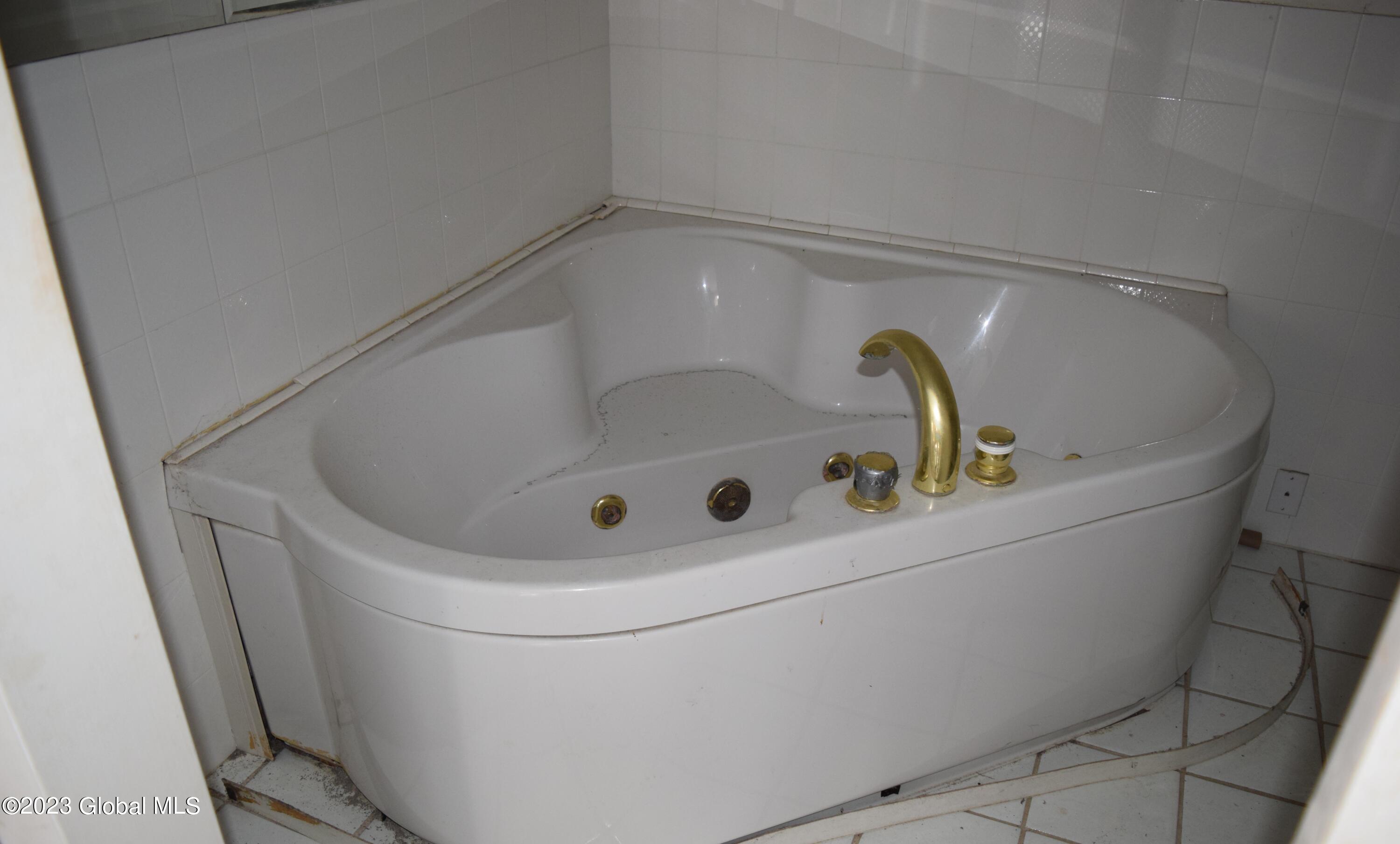 4605 Mariaville Road Rotterdam, NY 12306 - Photo 34 of 51 30