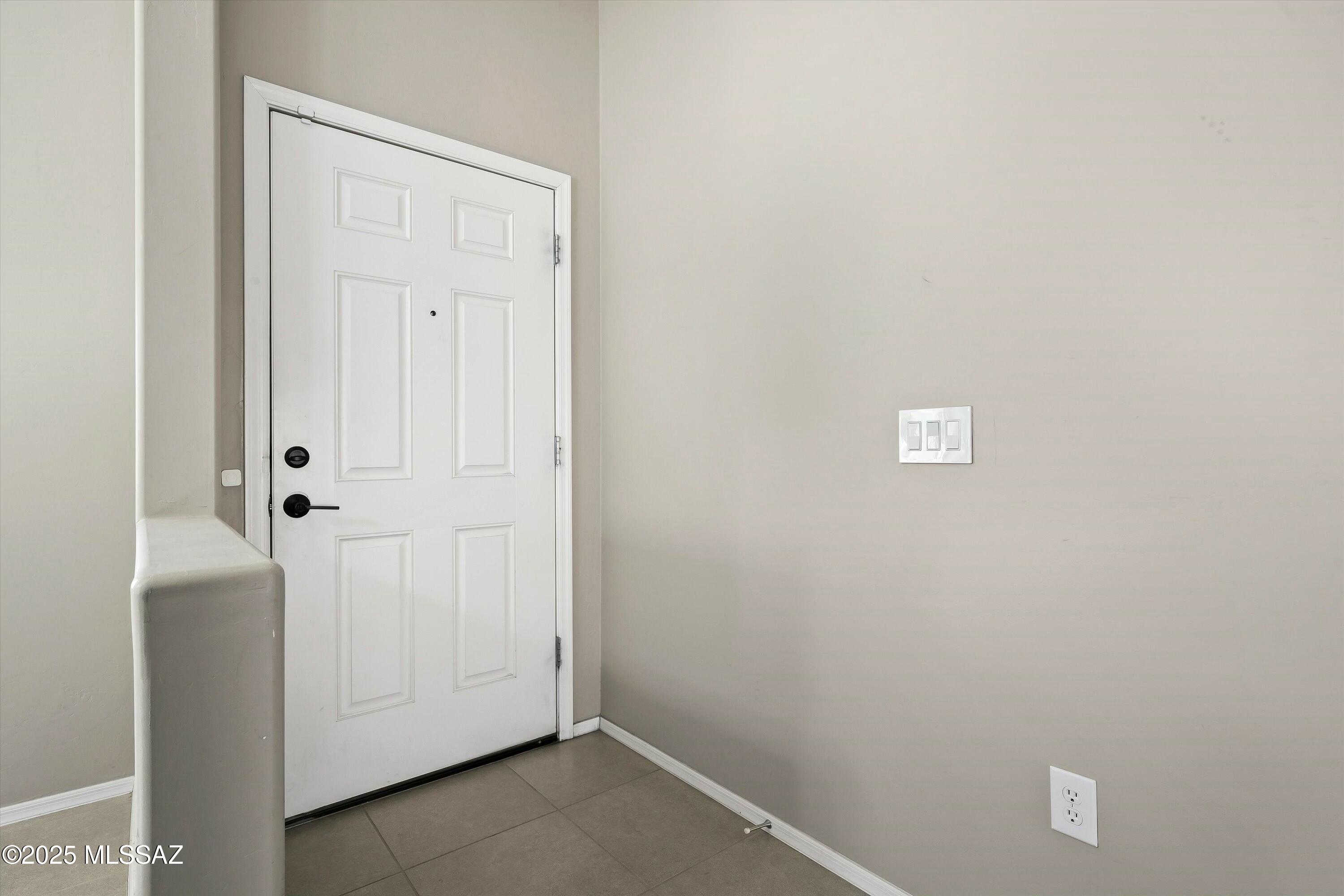 8820 West Moon Spring Road Marana, AZ 85653 - Photo 5 of 37