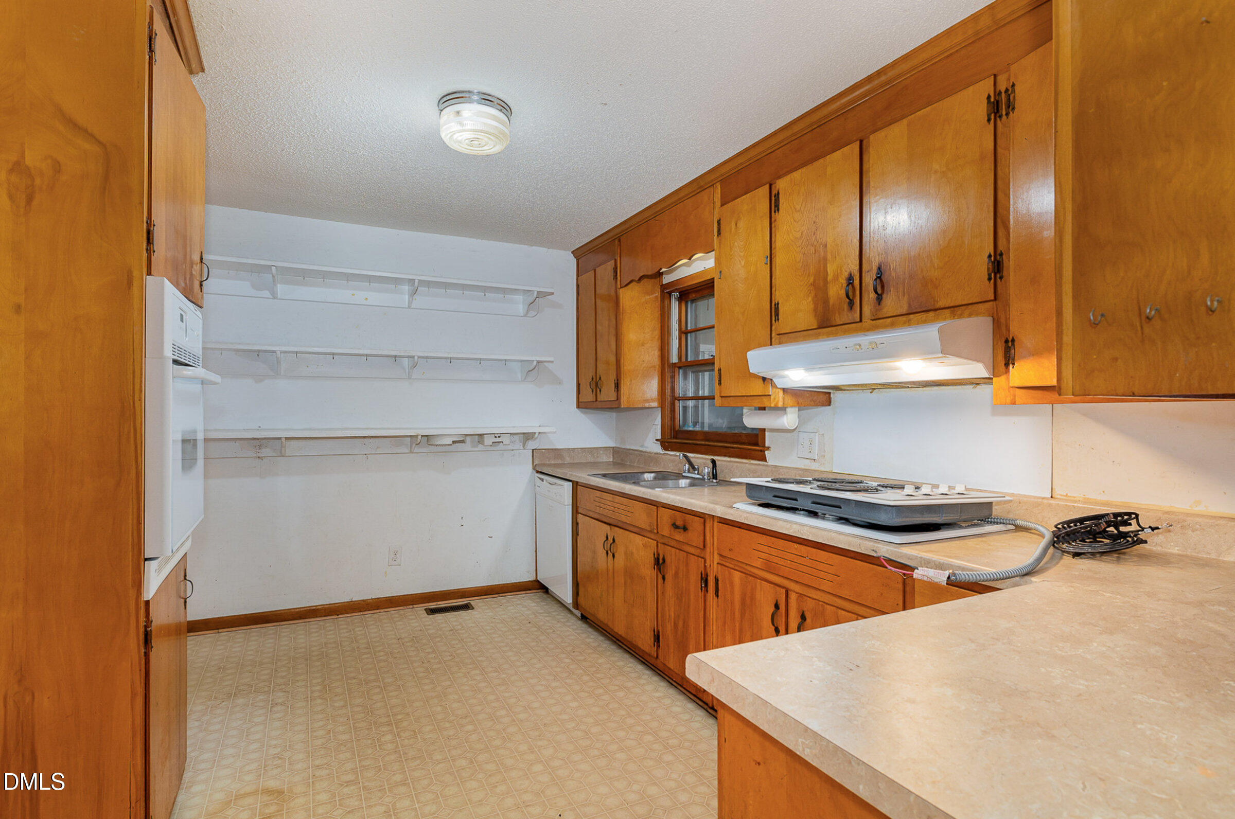 4737 Rosehill Road Fayetteville, NC 28311 - Photo 10 of 35 img_5534-edit_40