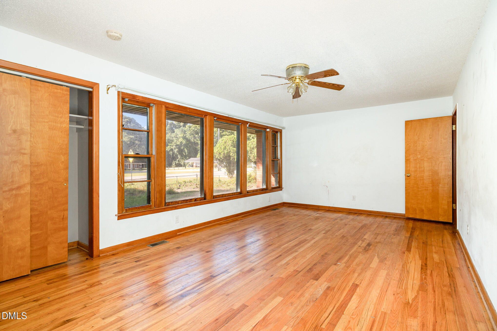 4737 Rosehill Road Fayetteville, NC 28311 - Photo 6 of 35 006_img_8874-edit_946