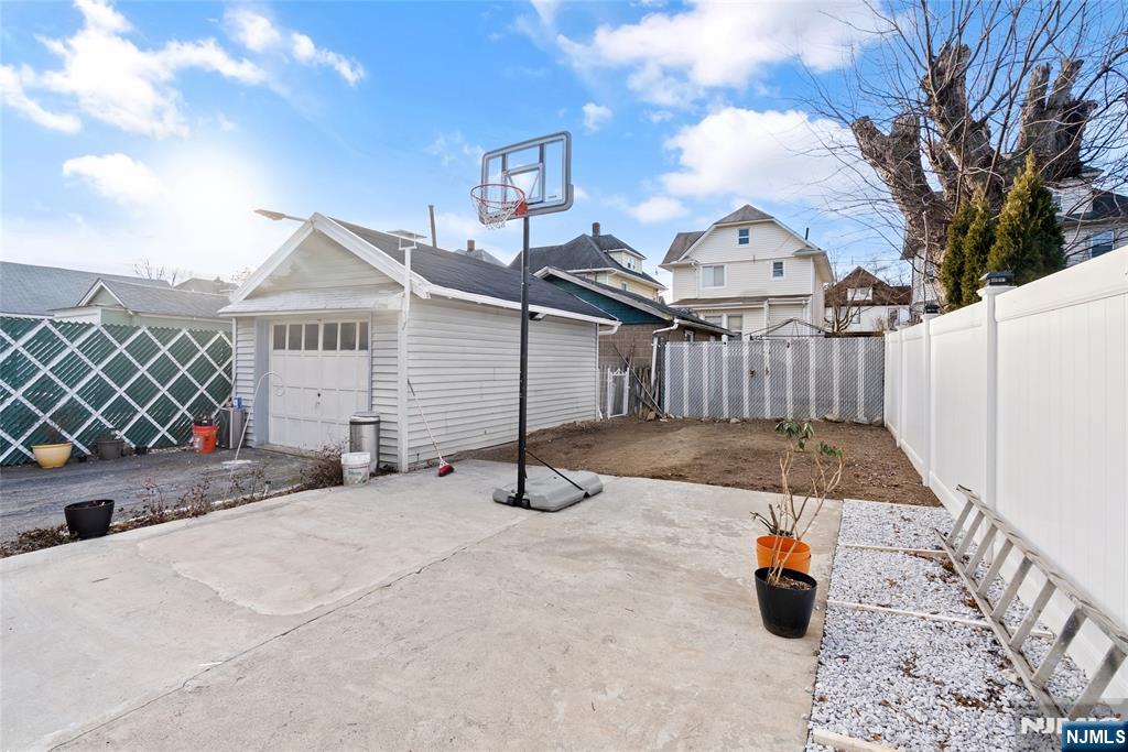 29 Gordon Street Ridgefield Park, NJ 07660 - Photo 27 of 30
