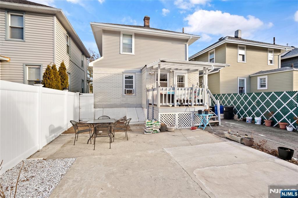29 Gordon Street Ridgefield Park, NJ 07660 - Photo 28 of 30