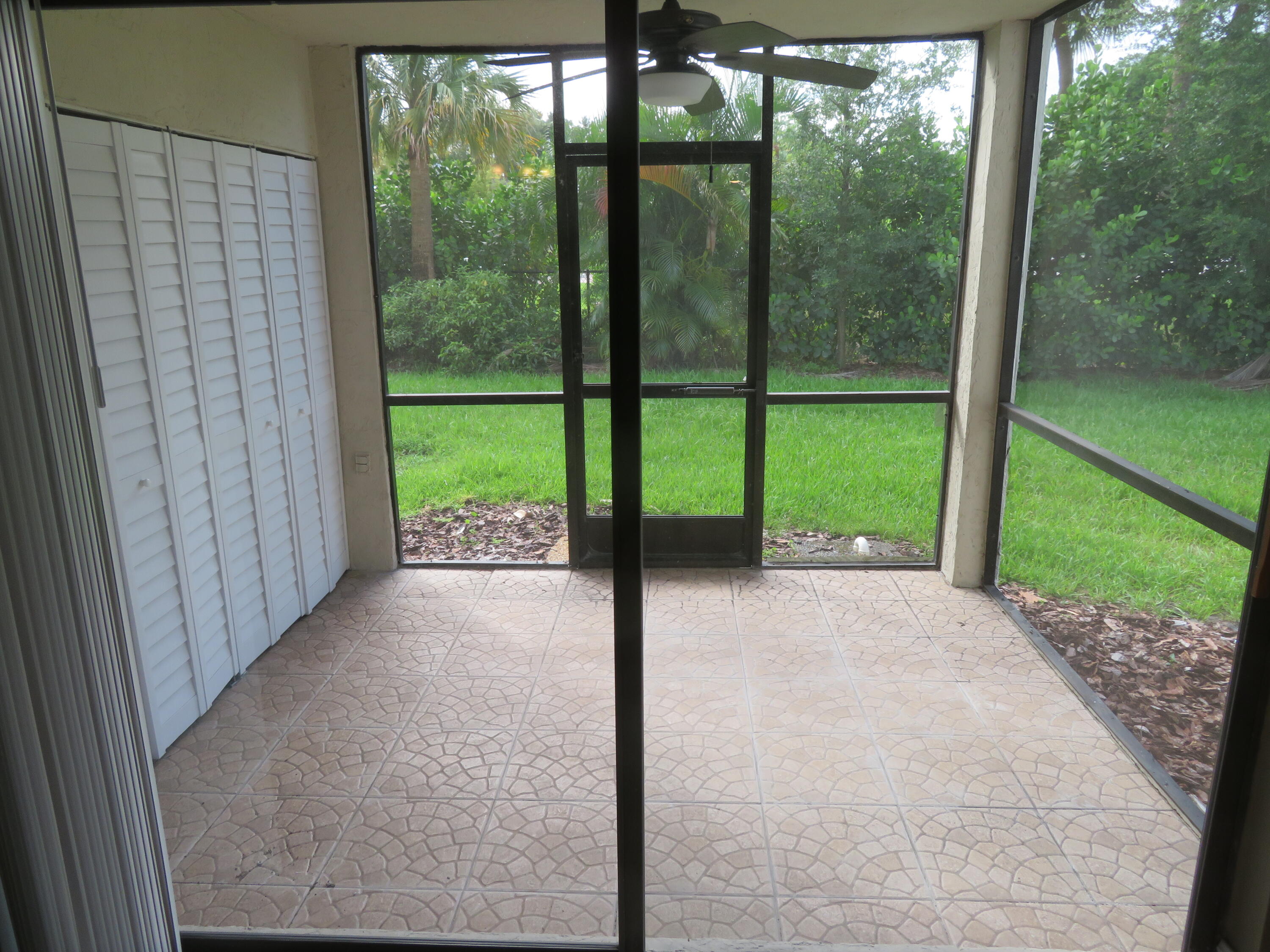 9233 Southwest 8th Street, Unit 122 Boca Raton, FL 33428 - Photo 40 of 44 72_9233-122_Patio