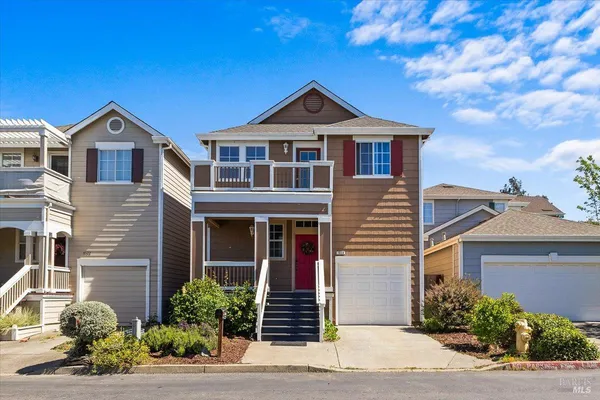 $715,000 | 1028 Addison Circle, Petaluma, CA 94952