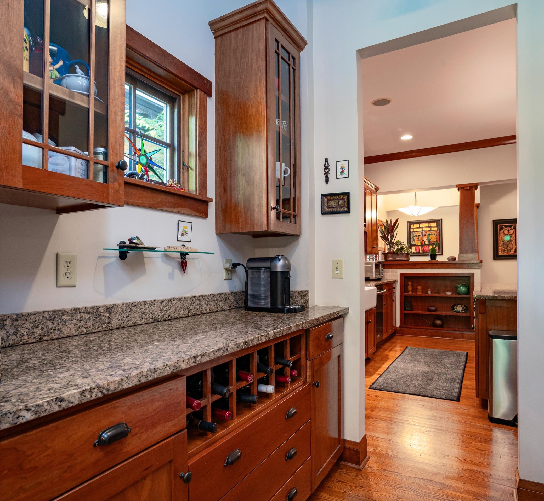 582 Summit Avenue St. Paul, MN 55102 - Photo 13 of 69