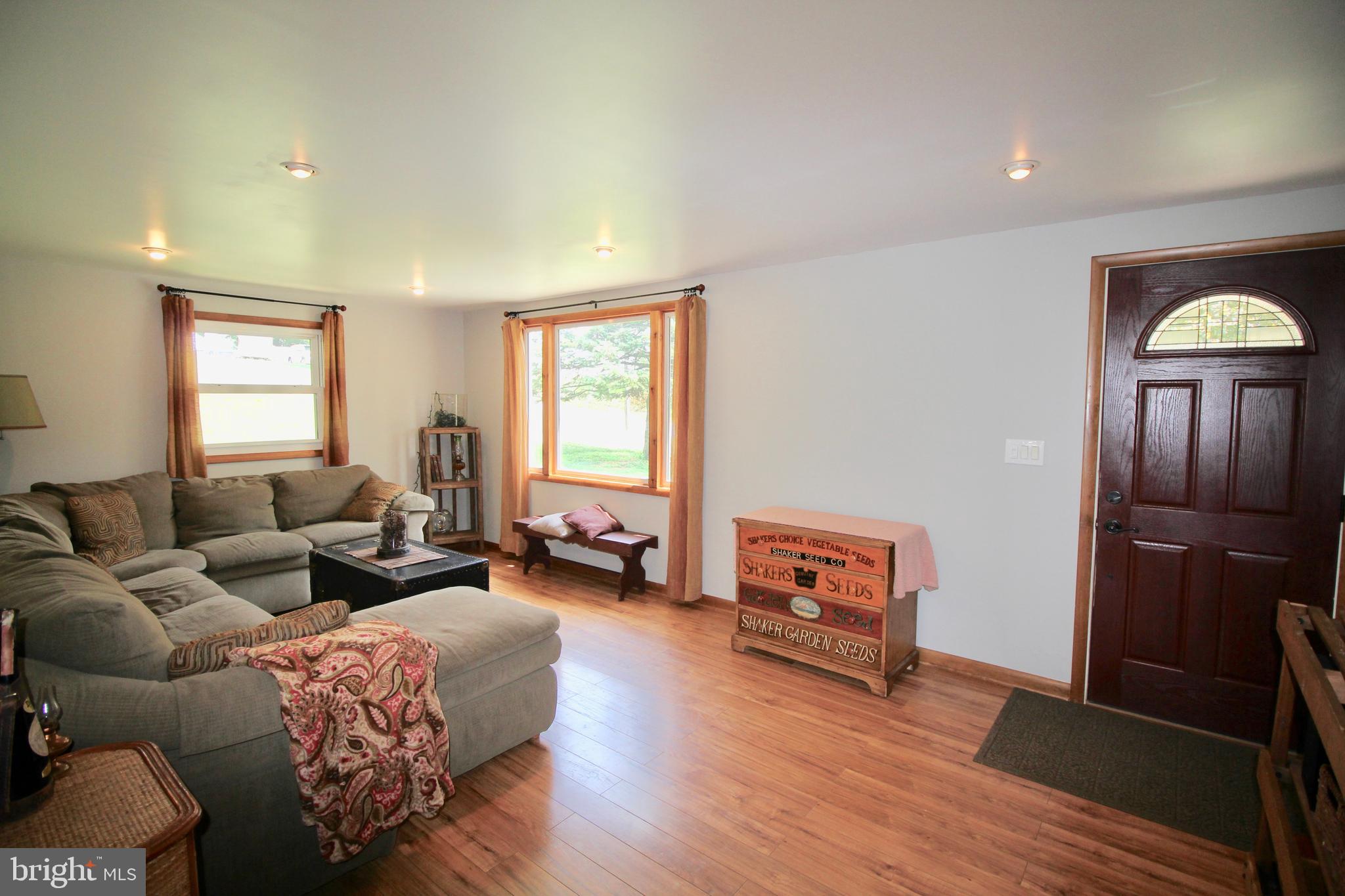 7882 Elizabethtown Road Elizabethtown, PA 17022 - Photo 6 of 33