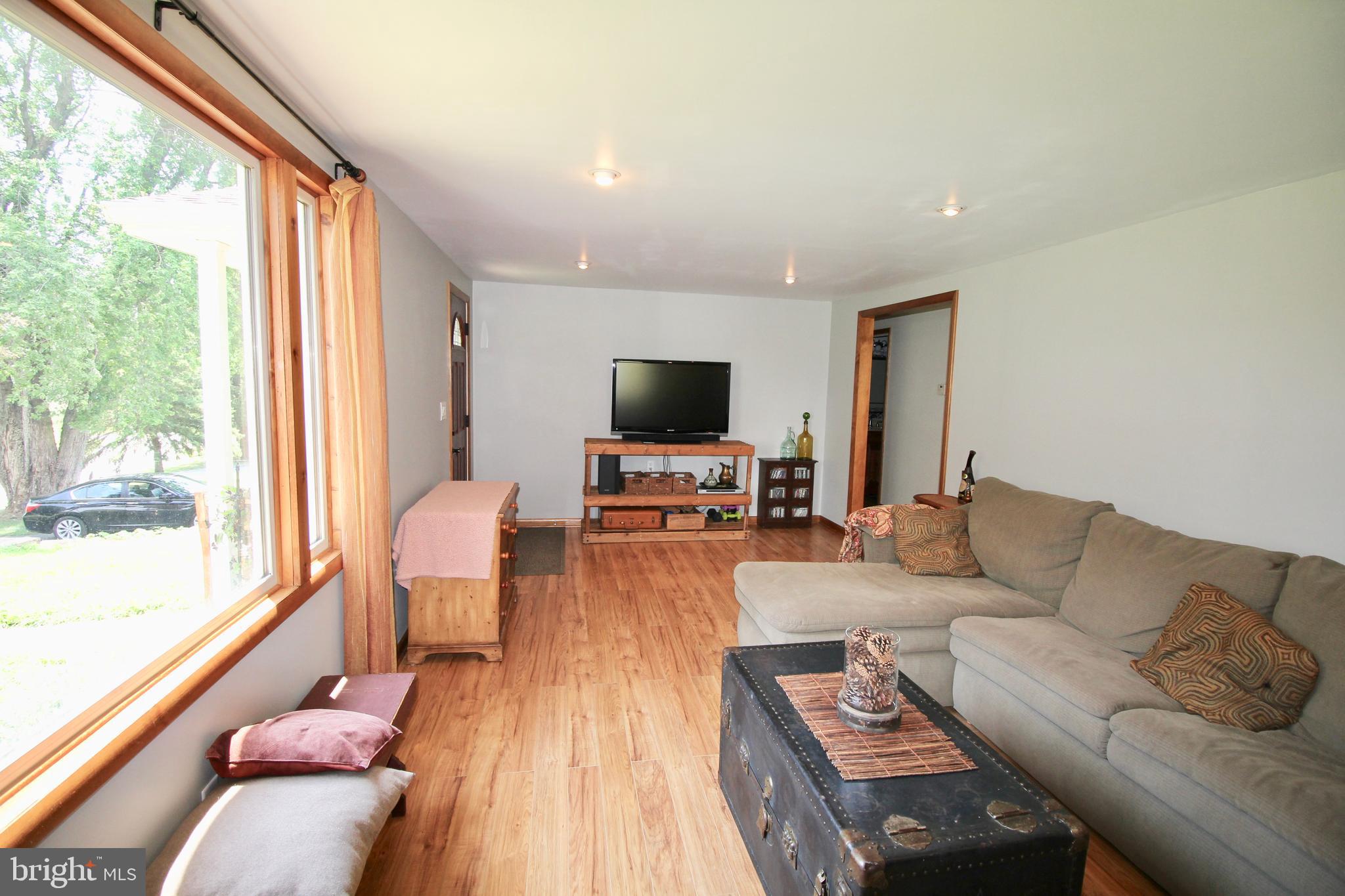 7882 Elizabethtown Road Elizabethtown, PA 17022 - Photo 7 of 33