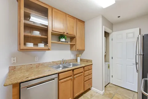 $825,000 | 880 East Fremont Avenue, Unit 624, Sunnyvale, CA 94087