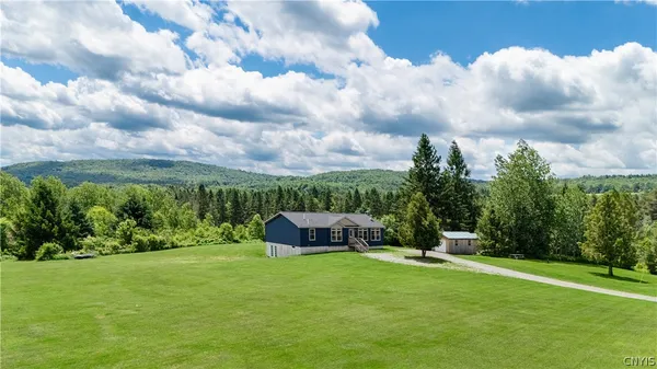 $385,000 | 3800 Sanderson Road, Nelson, NY 13061