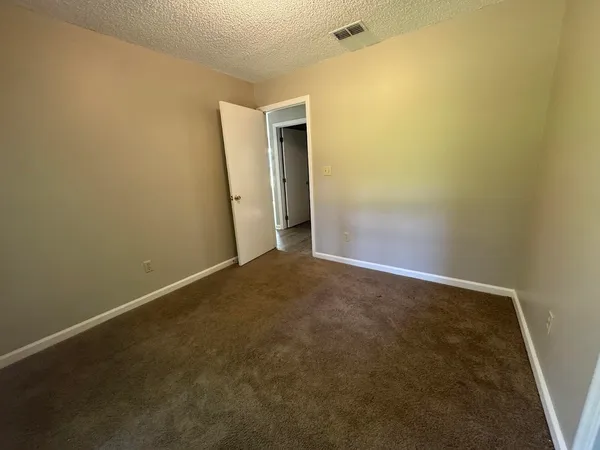 $1,700 | 1052 Longstreet Drive, Tallahassee, FL 32311