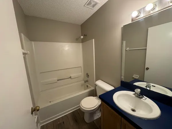 $1,700 | 1052 Longstreet Drive, Tallahassee, FL 32311