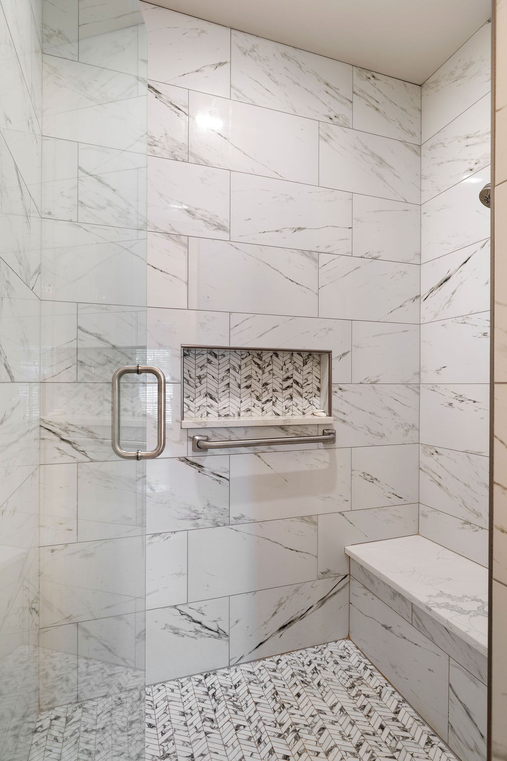 411 Bumpas Road Lawrenceburg, TN 38464 - Photo 15 of 30 a bathroom with a shower