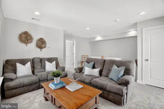 $605,000 | 606 James Walker Place, Annapolis, MD 21401