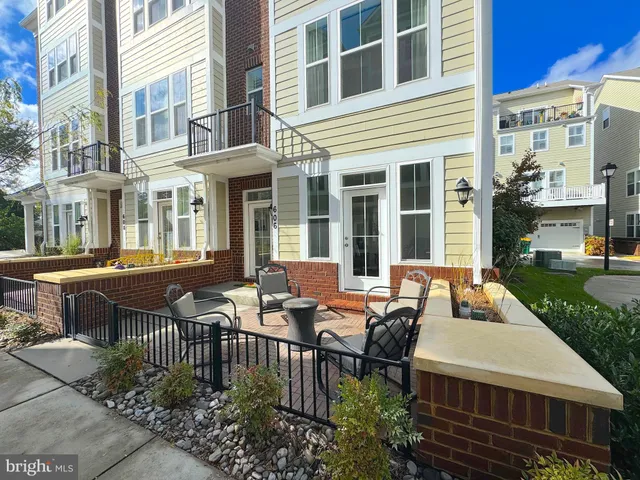 $605,000 | 606 James Walker Place, Annapolis, MD 21401