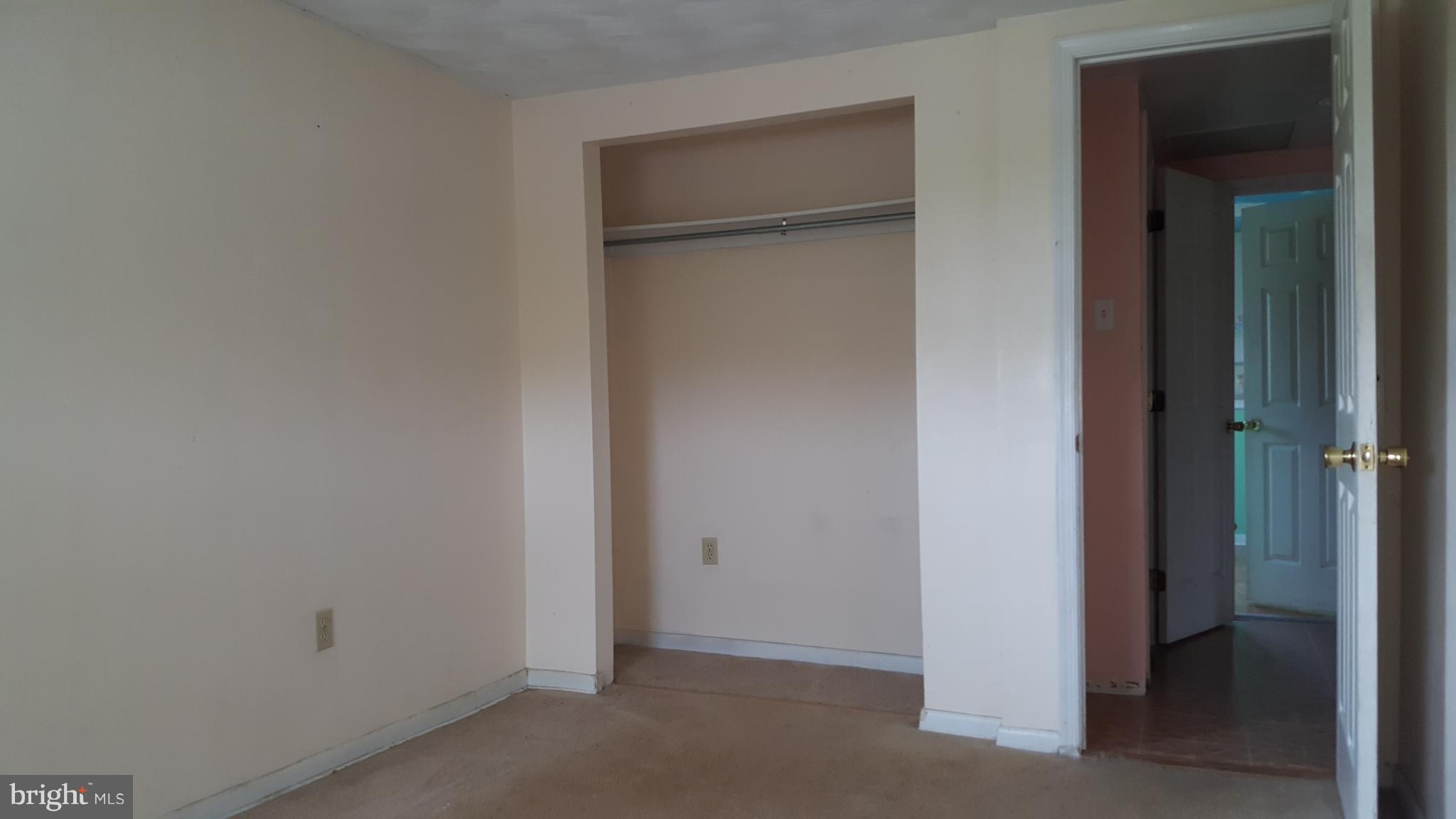 17008 Fairview Road Hagerstown, MD 21740 - Photo 12 of 25 Bedroom (Master)