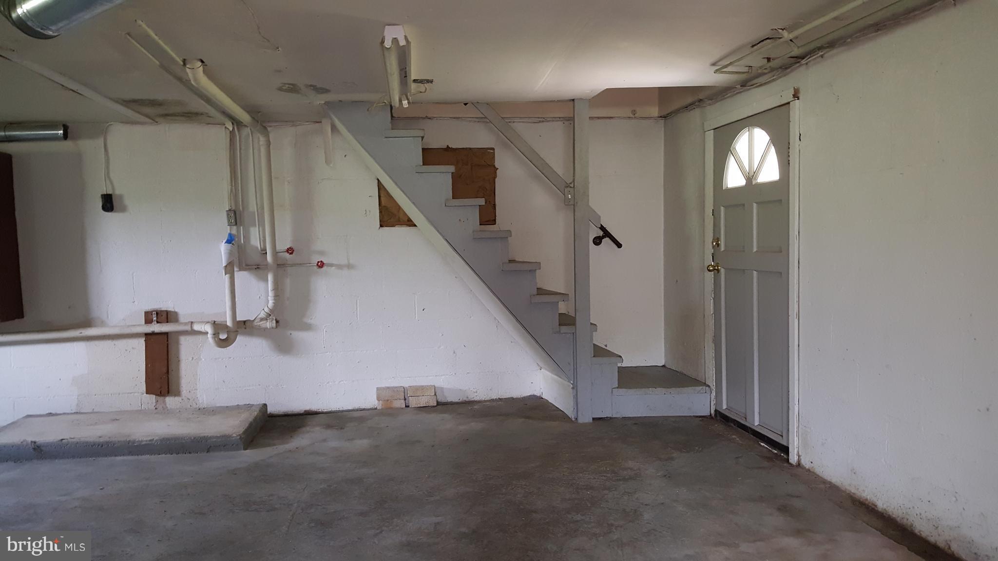 17008 Fairview Road Hagerstown, MD 21740 - Photo 17 of 25 Basement