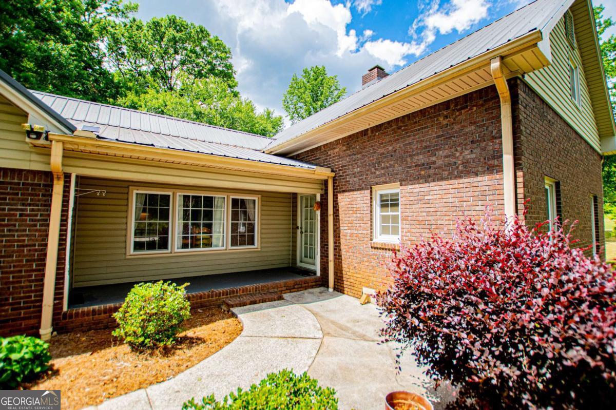 436 County Road 98 Ranburne, AL 36273 - Photo 5 of 59