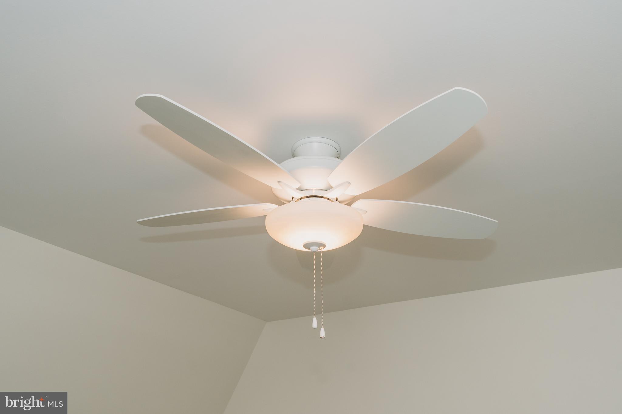 380 Broadview Avenue, Unit 2 Warrenton, VA 20186 - Photo 9 of 11 a fan