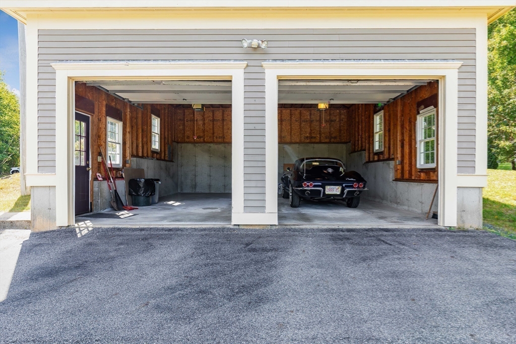 39 Middle Road, Unit A Newbury, MA 01951 - Photo 22 of 40 a view of a car door front of house