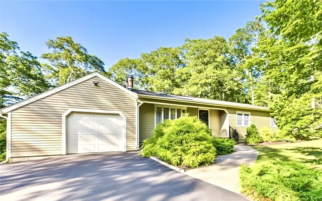 $630,000 | 95 Mail Road, Exeter, RI 02822