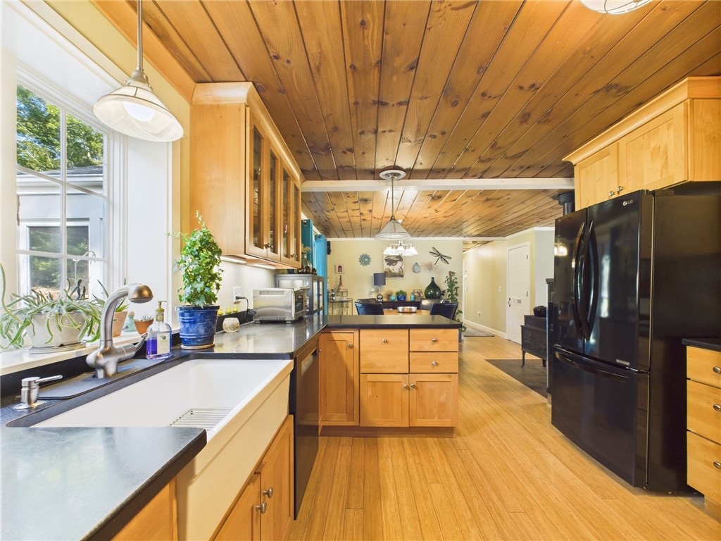 95 Mail Road Exeter, RI 02822 - Photo 14 of 33 Another view.