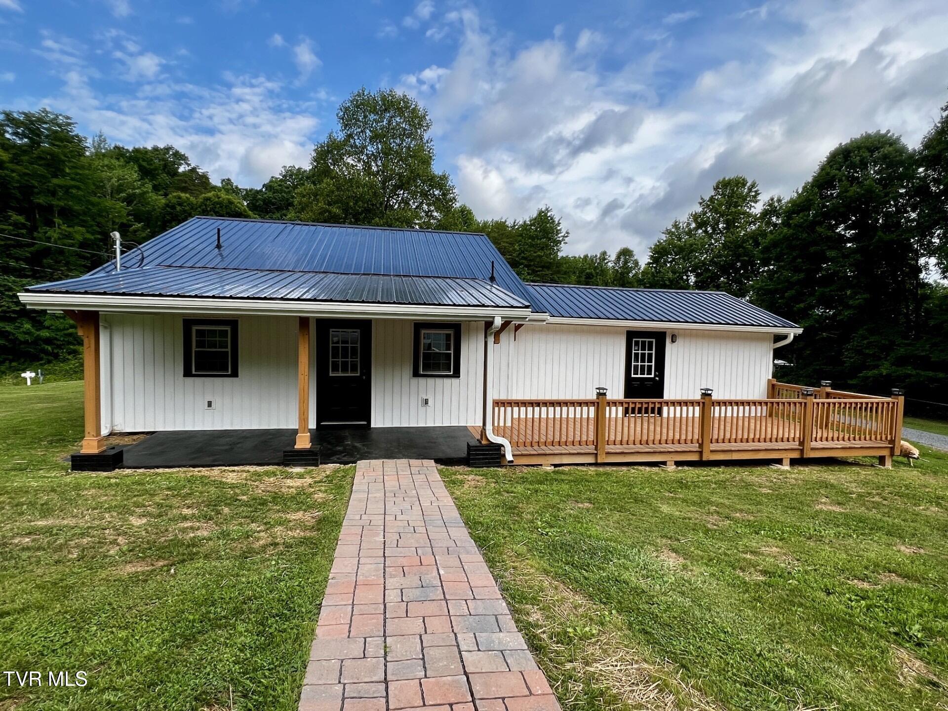 437 Turner Road Bluff City, TN 37618 - Photo 4 of 38 603104F8-FE78-476D-86AD-7FD93A869CA4