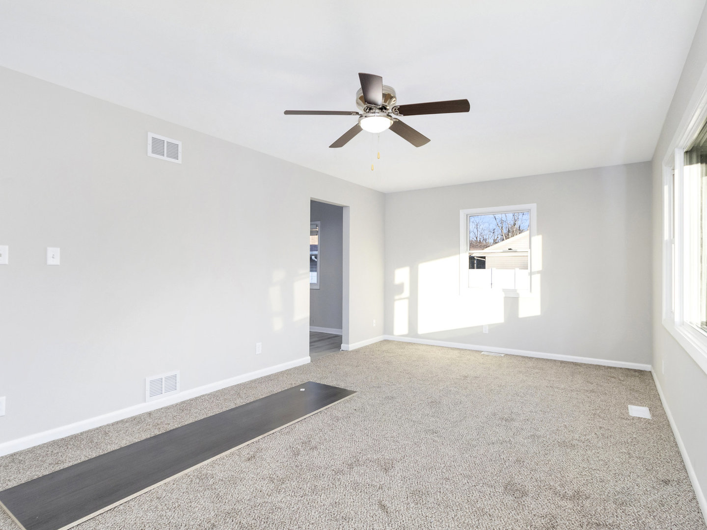 920 West Kennedy Road Braidwood, IL 60408 - Photo 3 of 25 Gallery Image 3