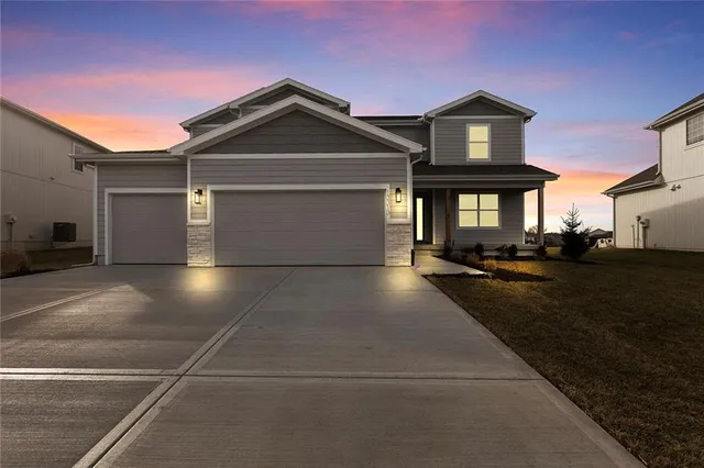 $639,950 | 13313 West 179th Street, Overland Park, KS 66013