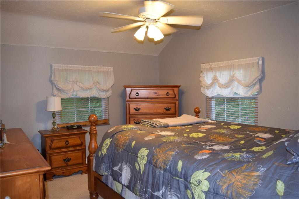 4730 Doyle Road Pittsburgh, PA 15227 - Photo 13 of 25 Gallery Image 13