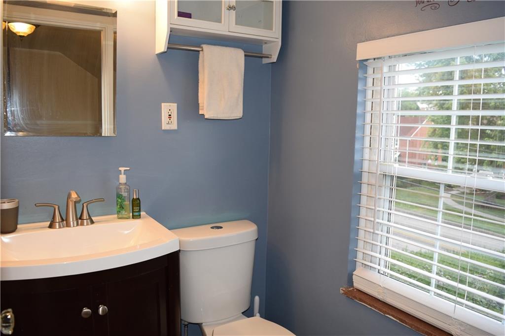 4730 Doyle Road Pittsburgh, PA 15227 - Photo 18 of 25 Gallery Image 18