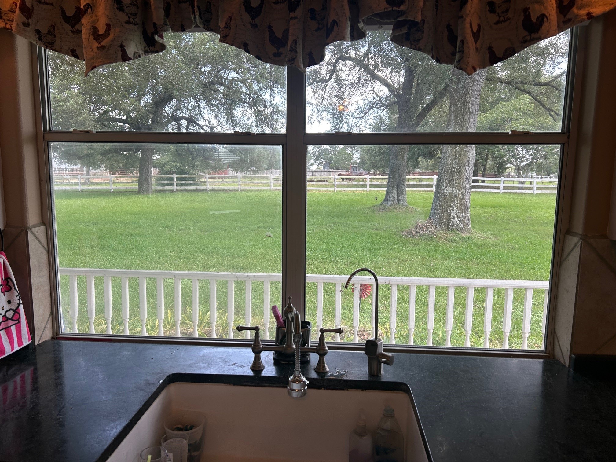 38094 Joe Loggins Road Hempstead, TX 77445 - Photo 3 of 32 a view of two chairs in the balcony