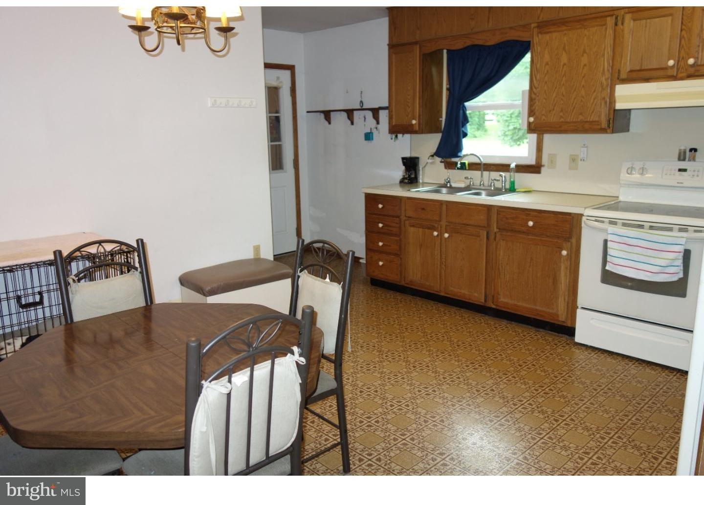 181 Roneys Corner Road Oxford, PA 19363 - Photo 3 of 10 Gallery Image 3