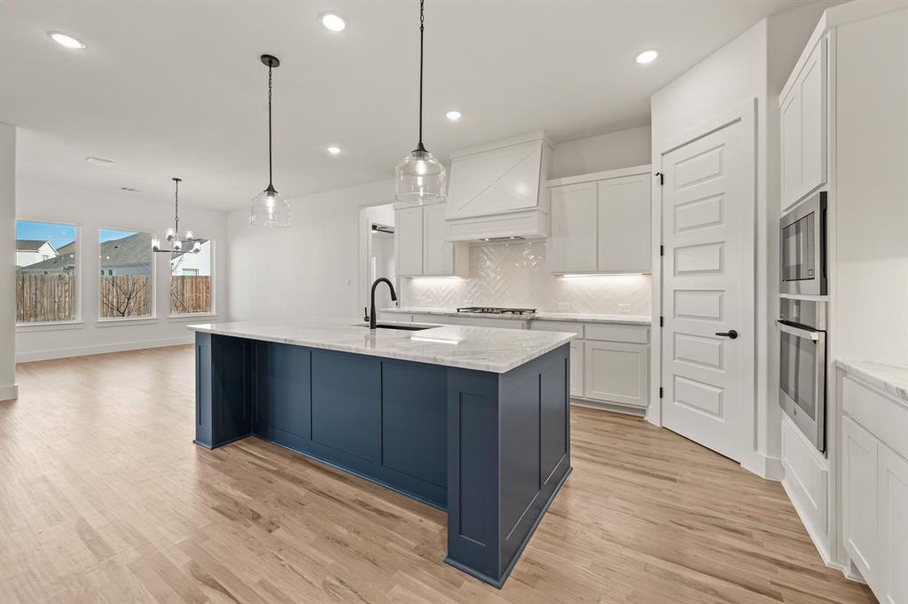 912 Highlands Avenue Aledo, TX 76008 - Photo 12 of 39