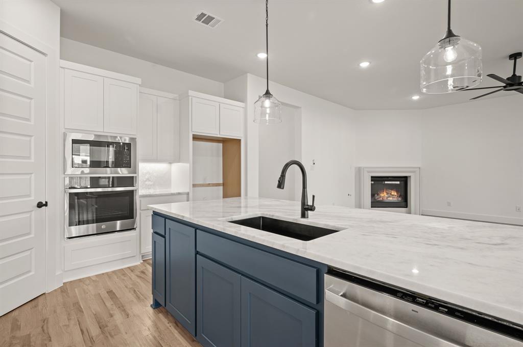 912 Highlands Avenue Aledo, TX 76008 - Photo 14 of 39