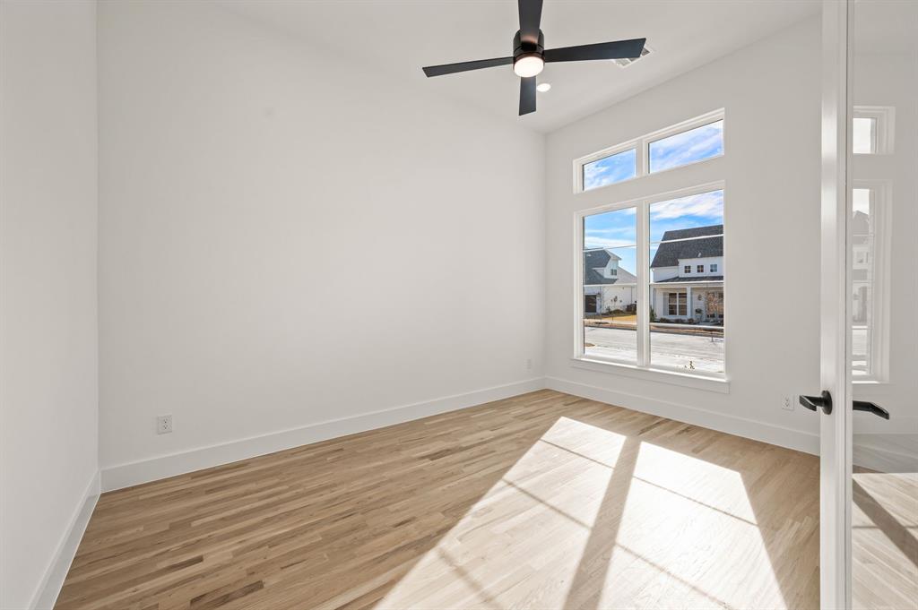 912 Highlands Avenue Aledo, TX 76008 - Photo 5 of 39