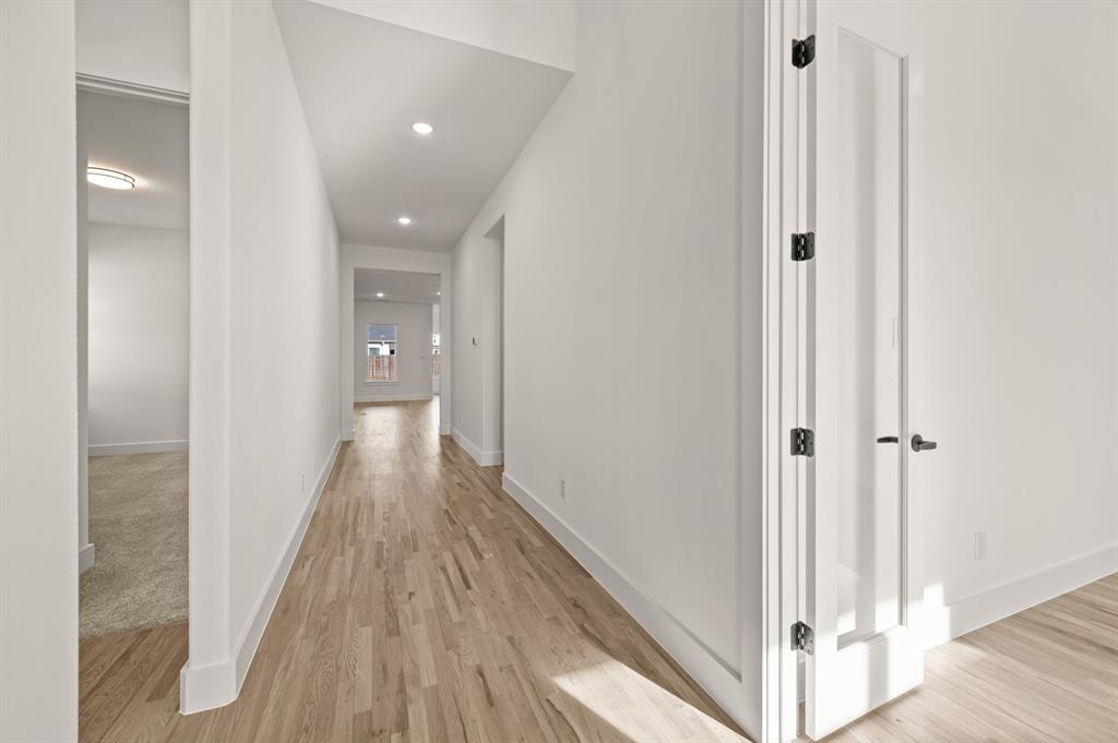 912 Highlands Avenue Aledo, TX 76008 - Photo 6 of 39