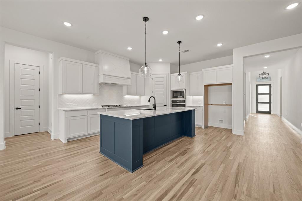 912 Highlands Avenue Aledo, TX 76008 - Photo 10 of 39