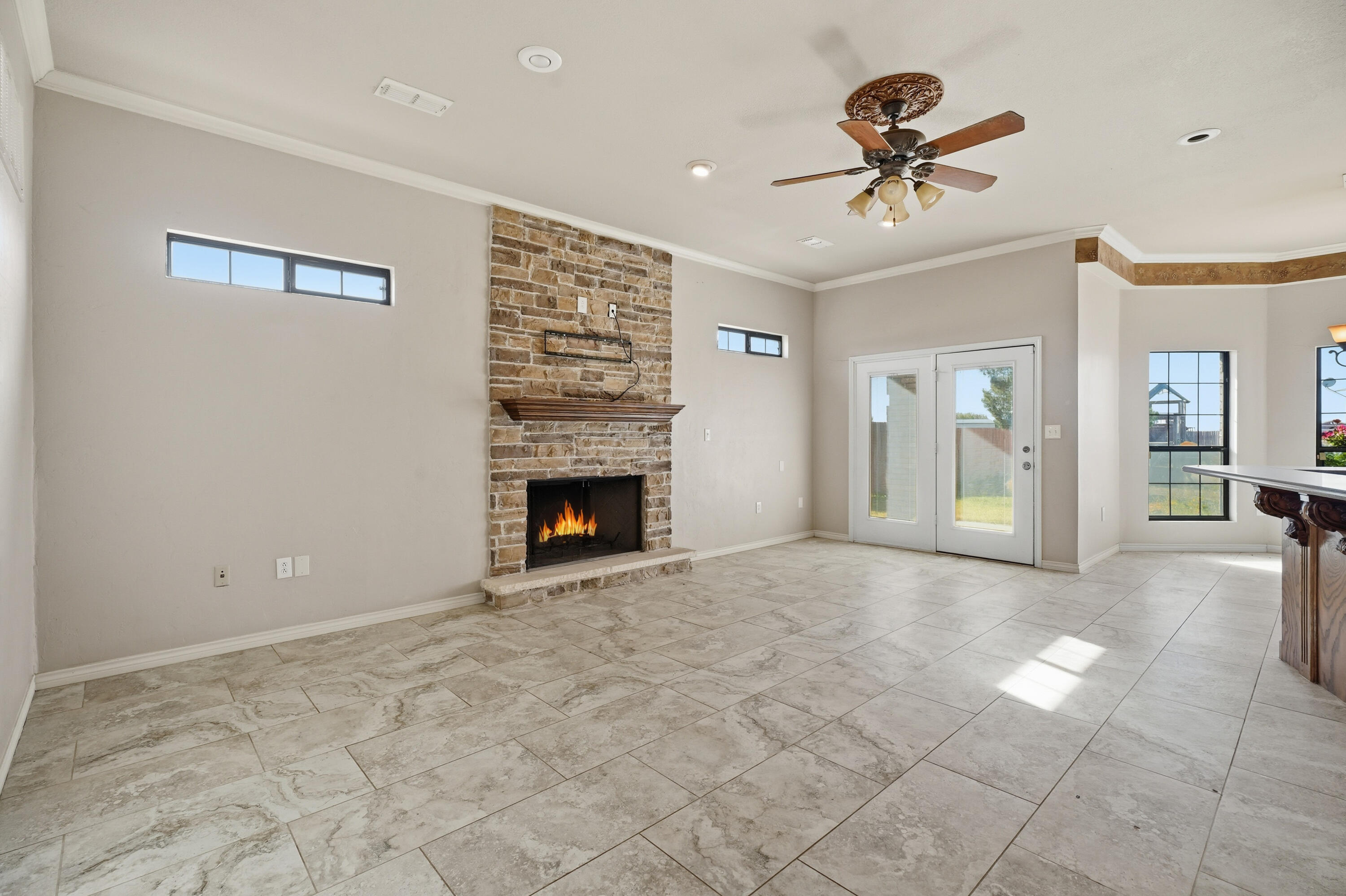 5601 County Road 7920 Lubbock, TX 79424 - Photo 7 of 68 Living Area