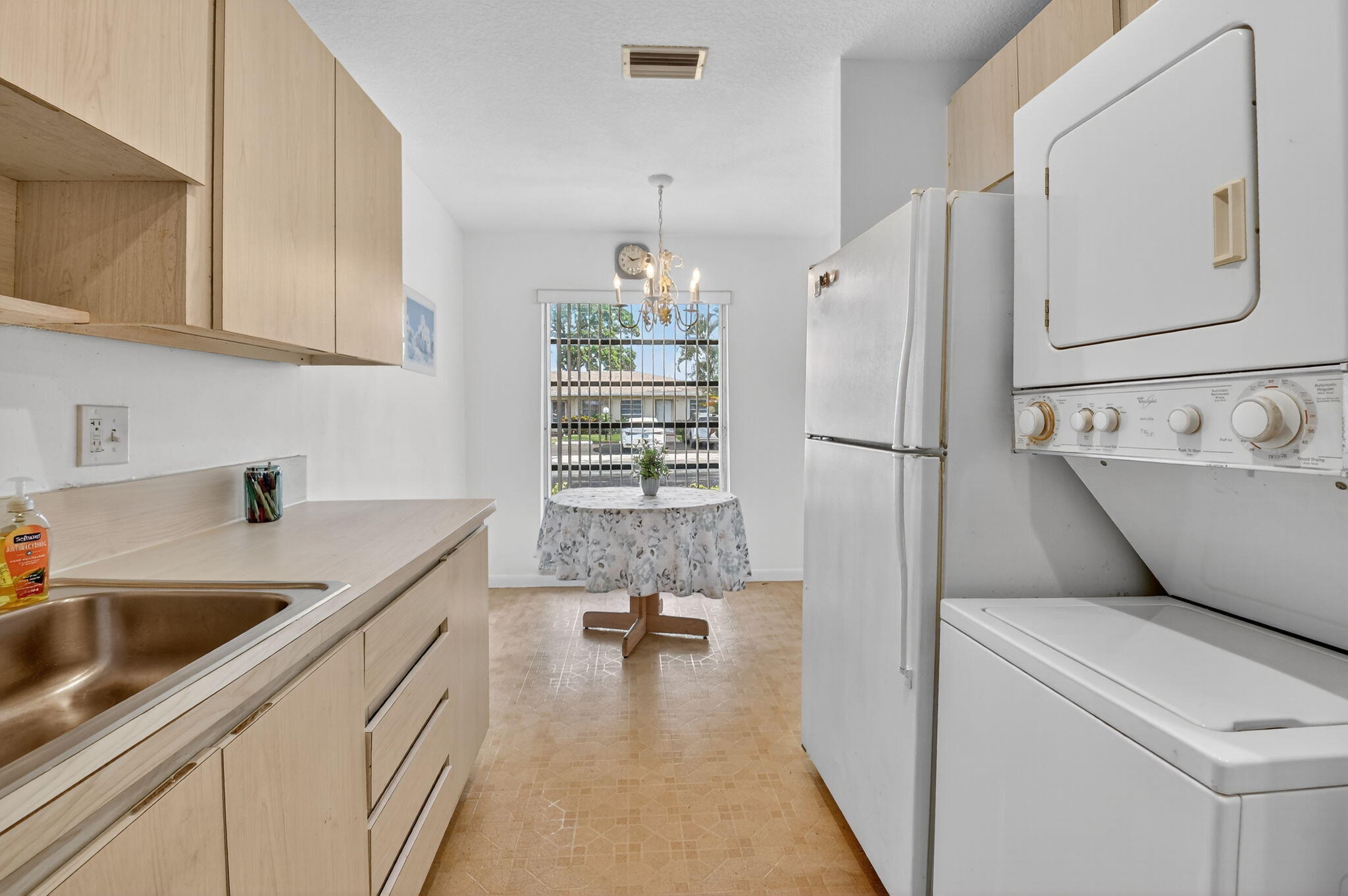 21040 Covington Drive Boca Raton, FL 33433 - Photo 8 of 58 8-web-or-mls-048_DSC_8155