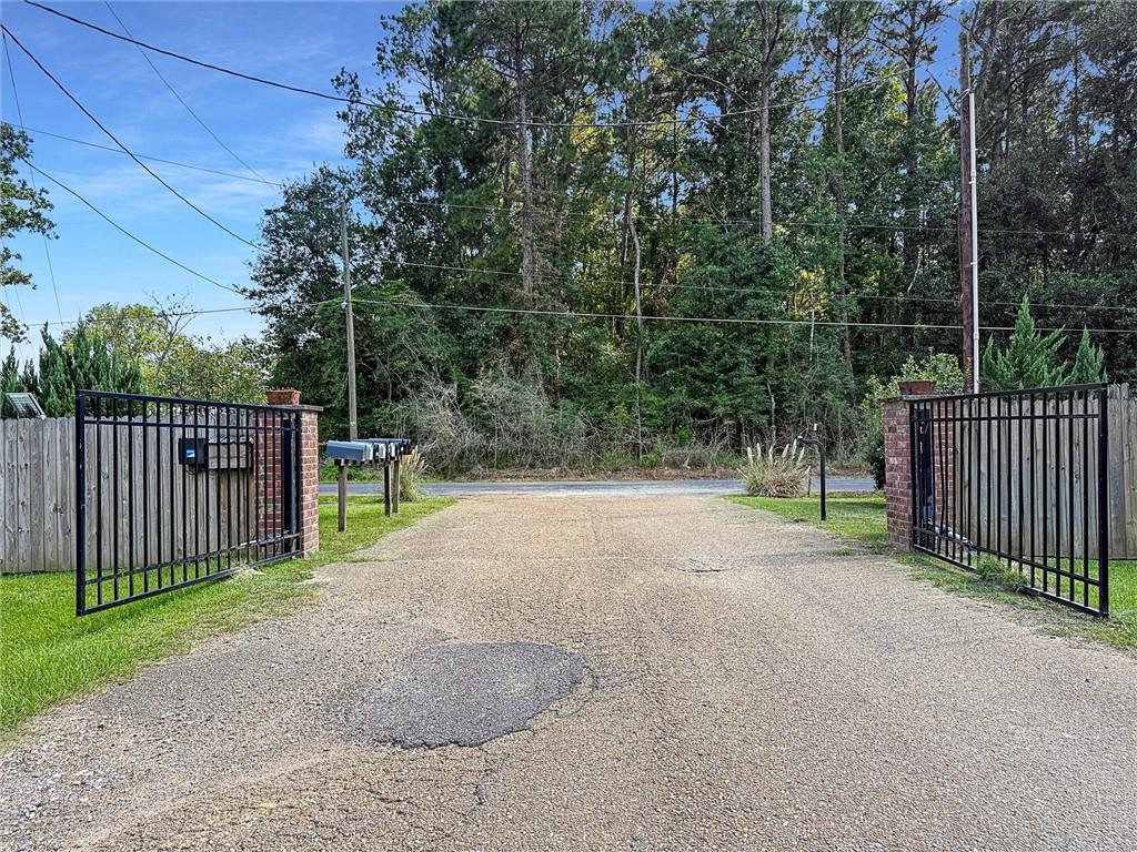 42516 Willis Road Ponchatoula, LA 70454 - Photo 27 of 32