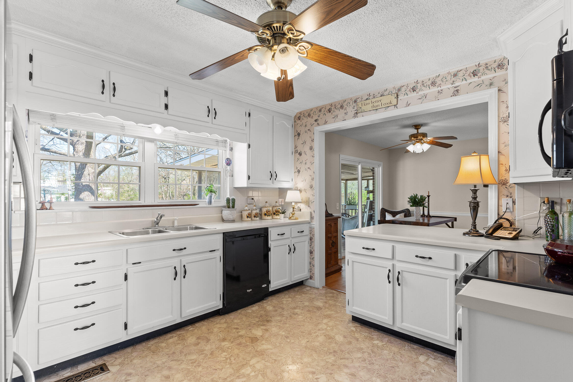 3629 Koons Road Chattanooga, TN 37412 - Photo 8 of 28 Kitchen v2