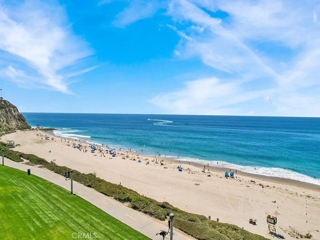 21 Ritz Cove Drive Dana Point, CA 92629 - Photo 24 of 72 a view of an ocean beach