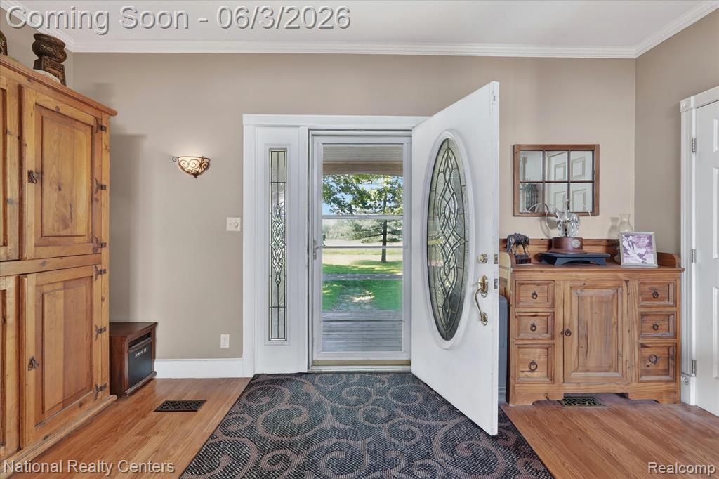 864 East Lovejoy Road Howell, MI 48855 - Photo 3 of 68