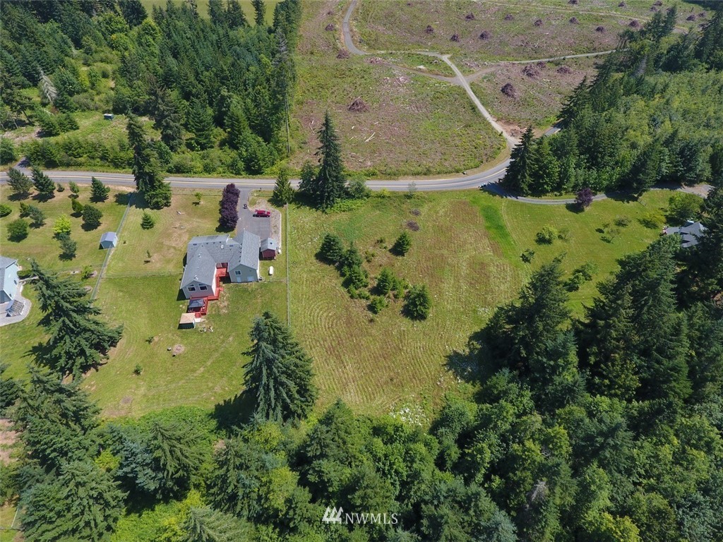 21741 Michigan Hill Road Southwest Rochester, WA 98579 - Photo 27 of 27 an aerial view of a yard