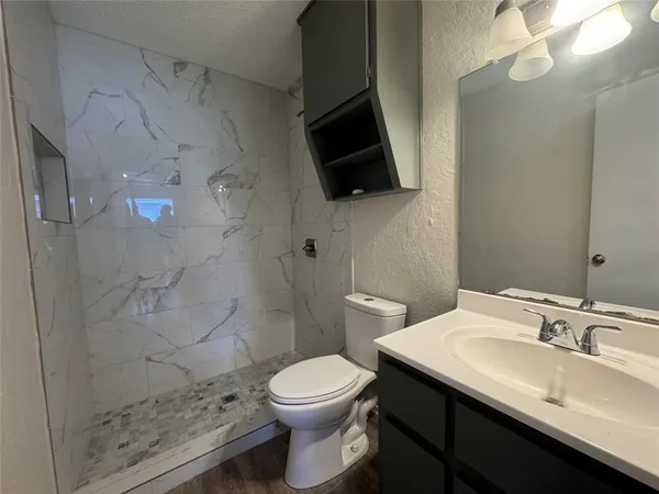 $124,900 | 1421 South 12th Street, Unit 107, Waco, TX 76706